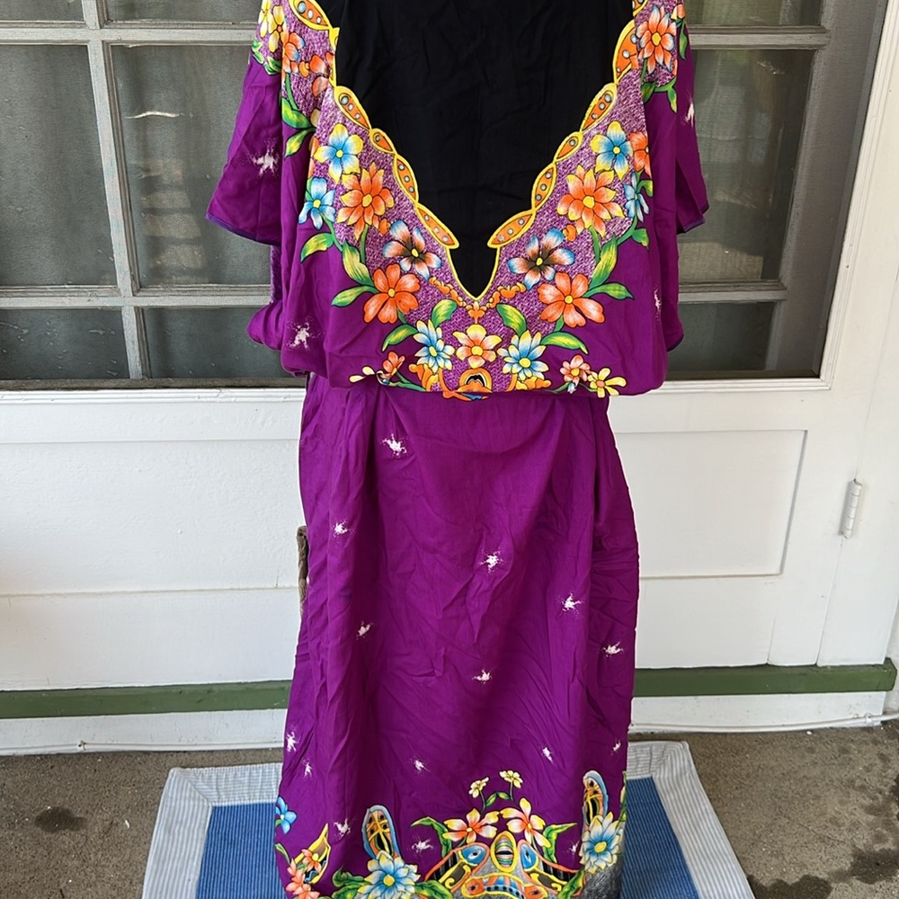Indonesian Kaftan Dress in Purple with Tropical Floral Pattern